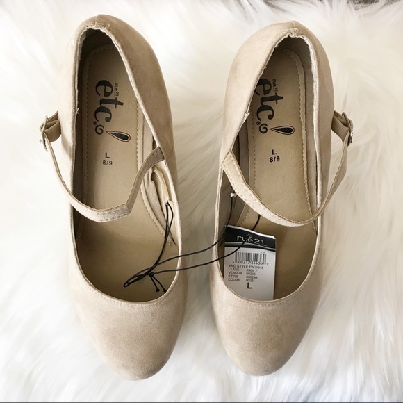 Rue 21 Faux Suede Tan Wedges Size L (8/9), NWT - Picture 6 of 8